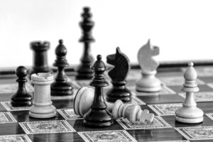 子どもと学ぶ節約買い物ゲームで楽しくお金の使い方を教えるには？