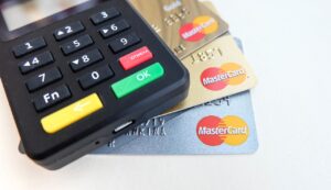子供がキャッシュレスを始めるための具体的な始め方は？