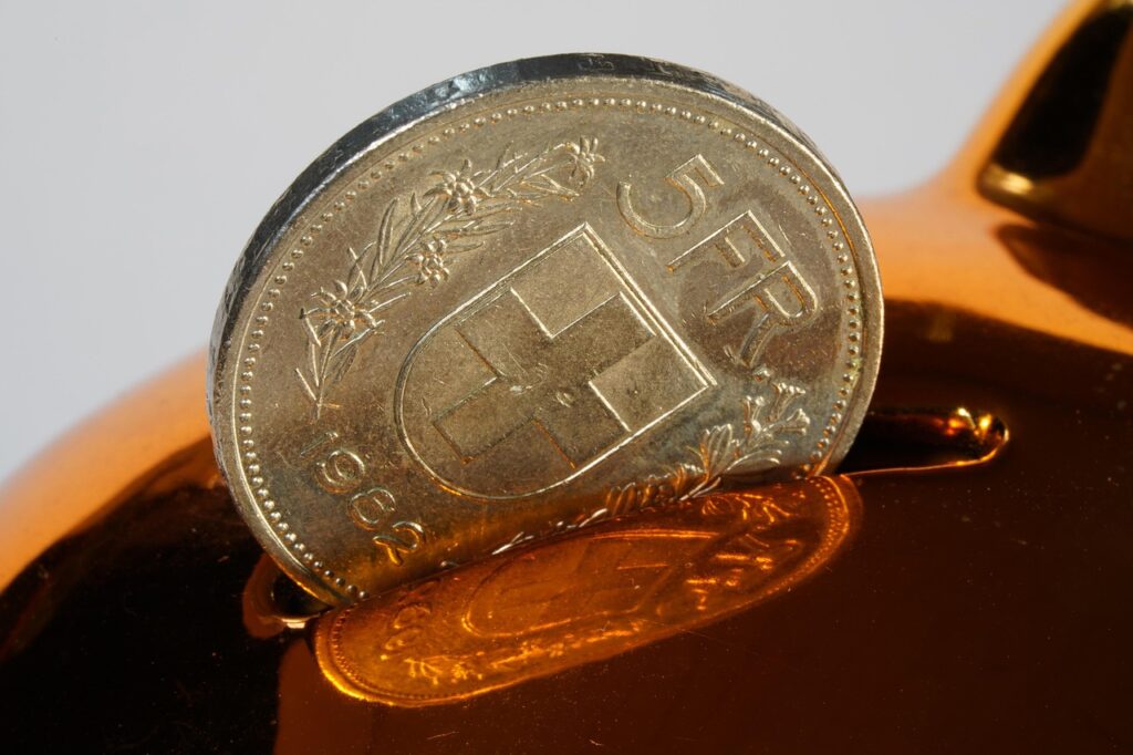 小学生が楽しめる貯金箱の体験方法は？