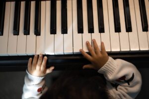 子どもが投資を学ぶのは何歳から始めるべきですか？