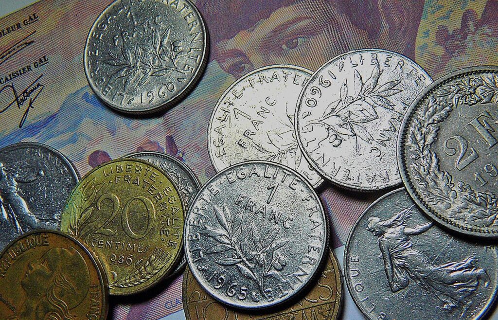 小学生の金銭感覚の育て方はどうすればいい？